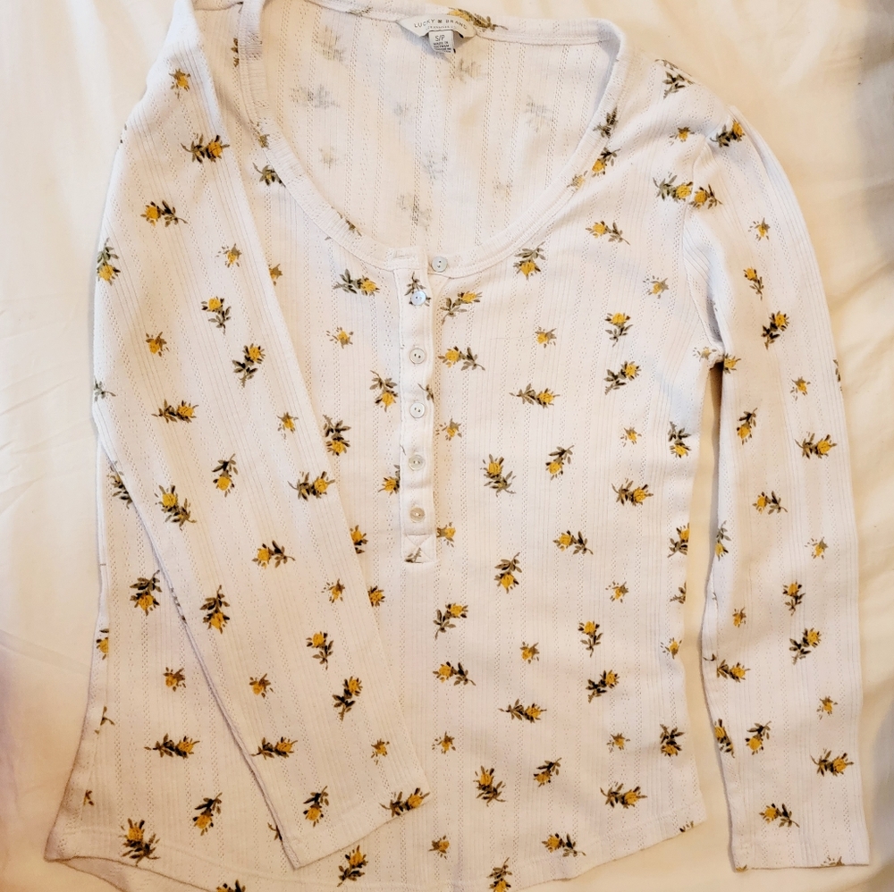 Lucky Brand Floral Print Button Front Pointelle Long Sleeve Henley Top.